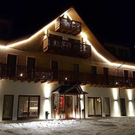 Residence Langes San Martino Di Castrozza Exterior photo
